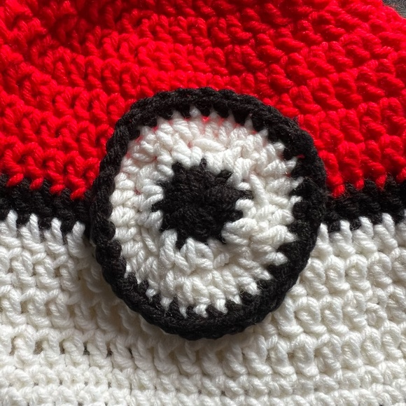Pokemon Pokeball Knitted Crochet Beanie Hat - Picture 3 of 5